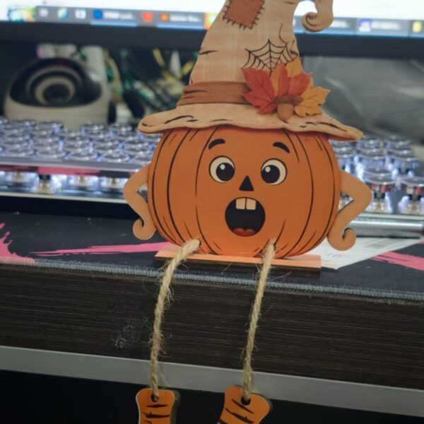 rustic wooden halloween pumpkin decor 4